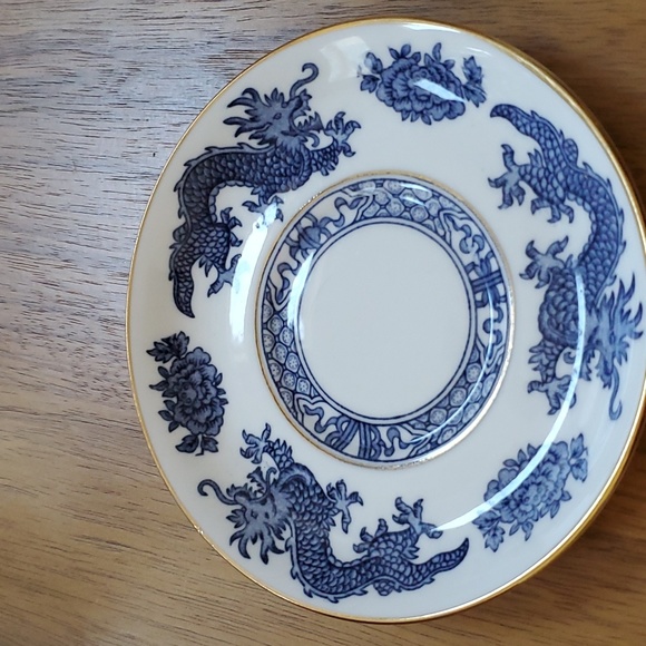 Hammersley blue and white dragon demitasse cup set - Picture 4 of 7